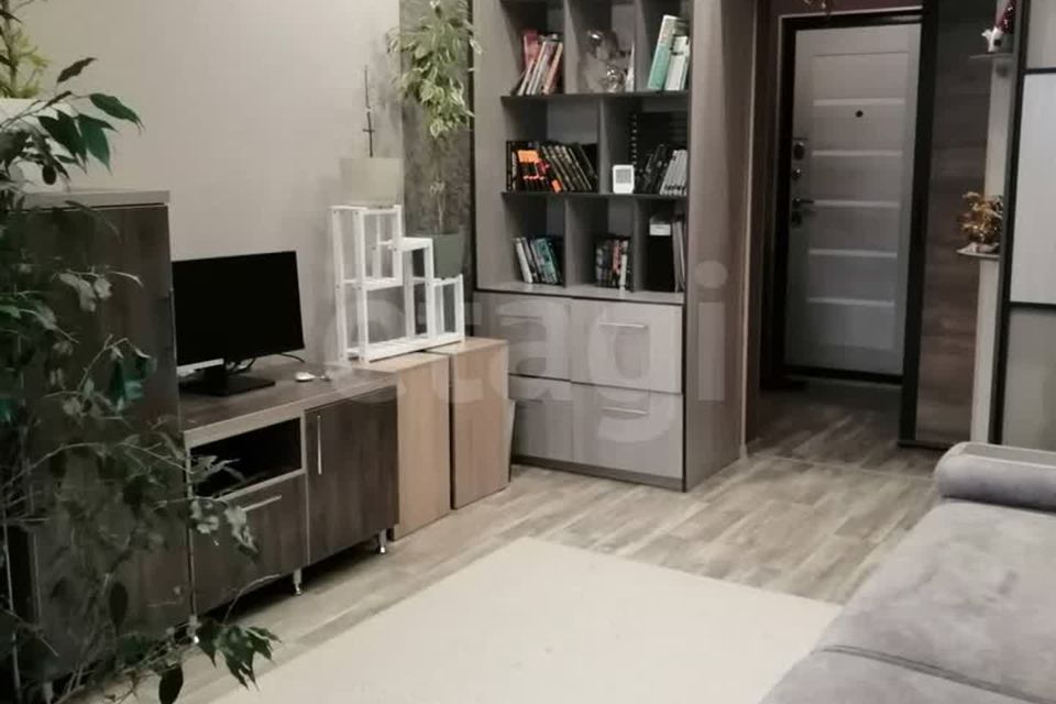 Продаётся 1-комнатная квартира, 37.3 м²