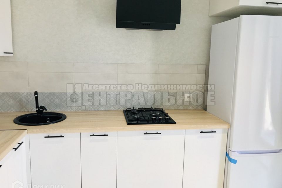 Сдаётся 1-комнатная квартира, 42 м²