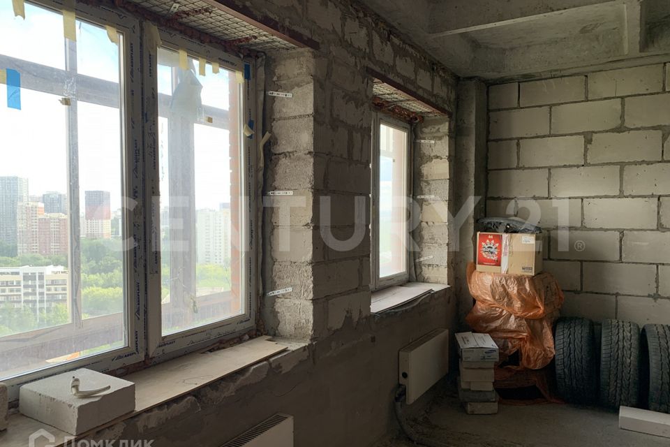 Продаётся 4-комнатная квартира, 130 м²