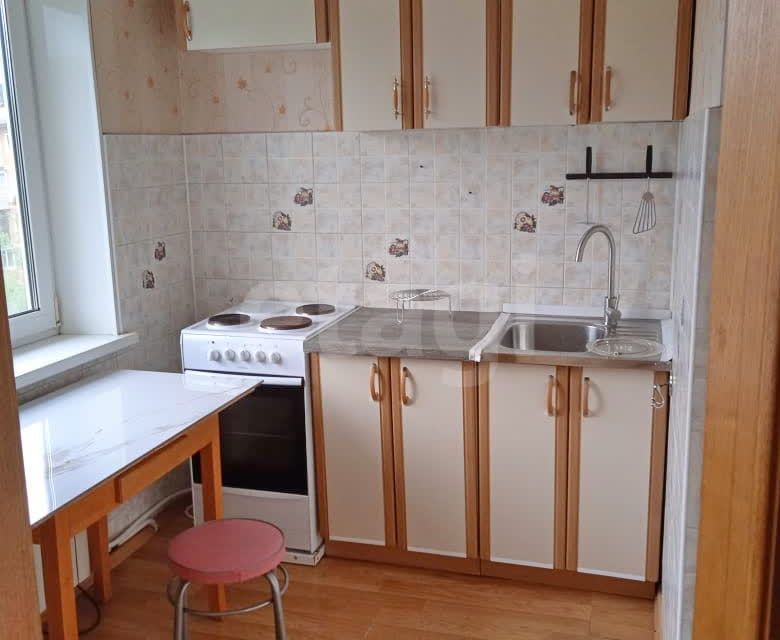 Сдаётся 3-комнатная квартира, 53.7 м²