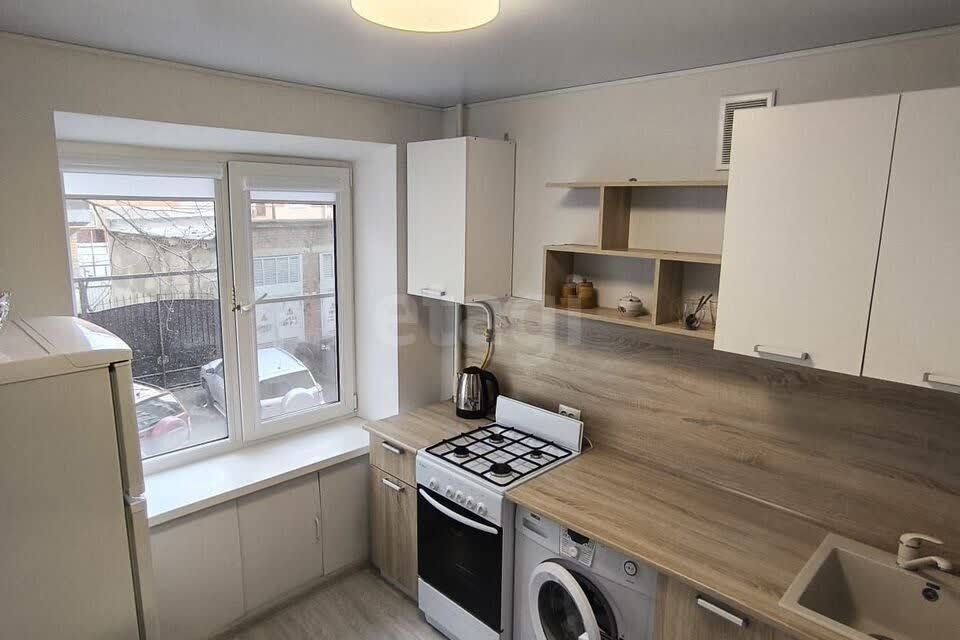 Продаётся 1-комнатная квартира, 32 м²