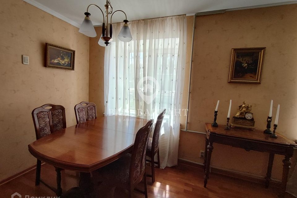 Продаётся 3-комнатная квартира, 89.4 м²