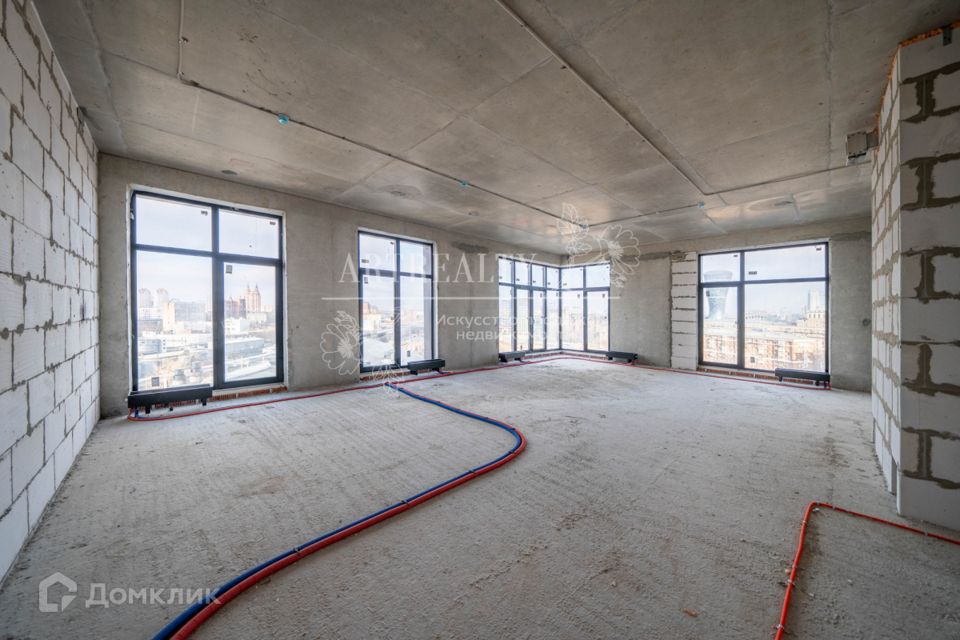 Продаётся 3-комнатная квартира, 67.2 м²