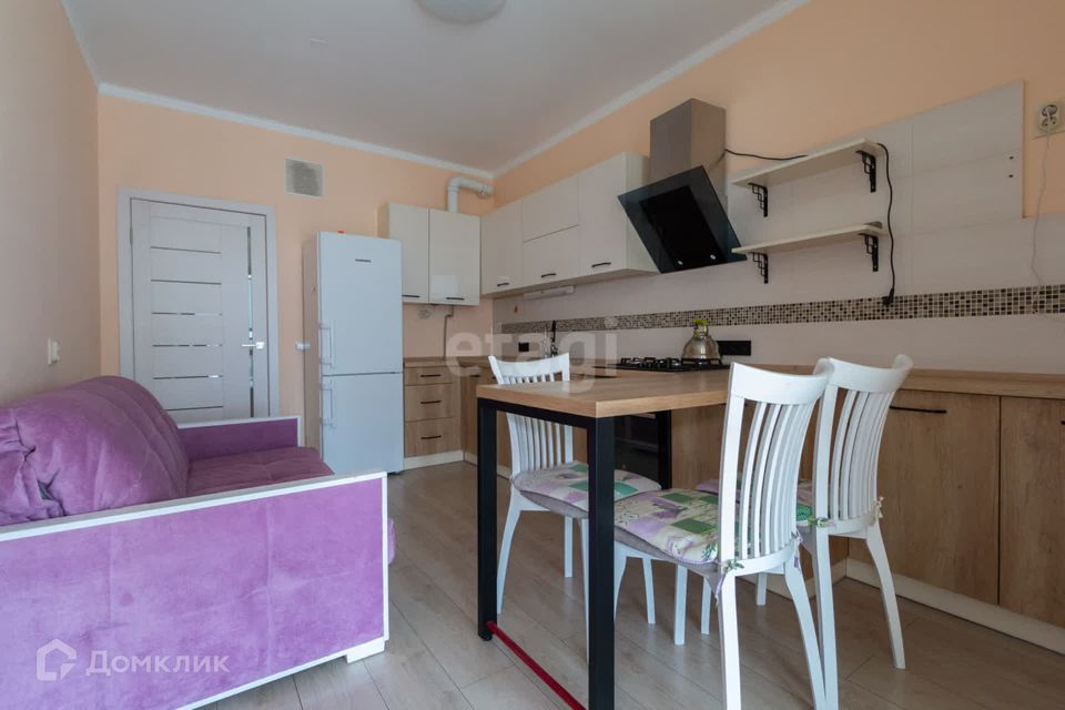 Продаётся 1-комнатная квартира, 51.2 м²
