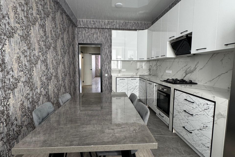 Продаётся 3-комнатная квартира, 93.5 м²