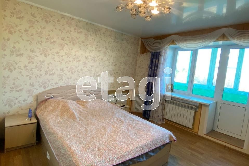 Сдаётся 4-комнатная квартира, 100.6 м²