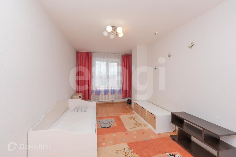 Сдаётся 2-комнатная квартира, 58 м²