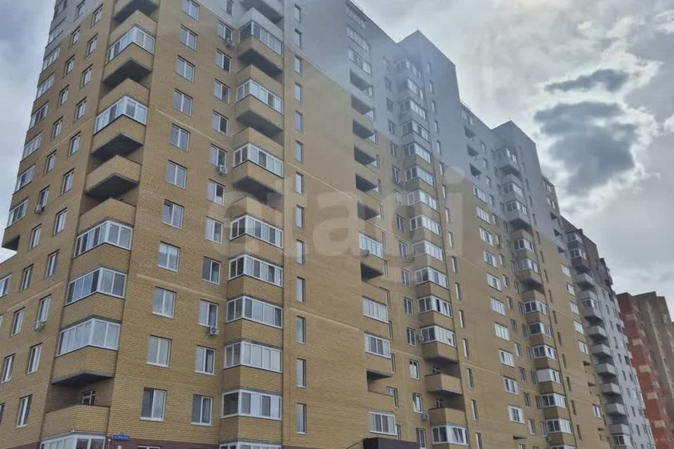 Продаётся 1-комнатная квартира, 41.7 м²