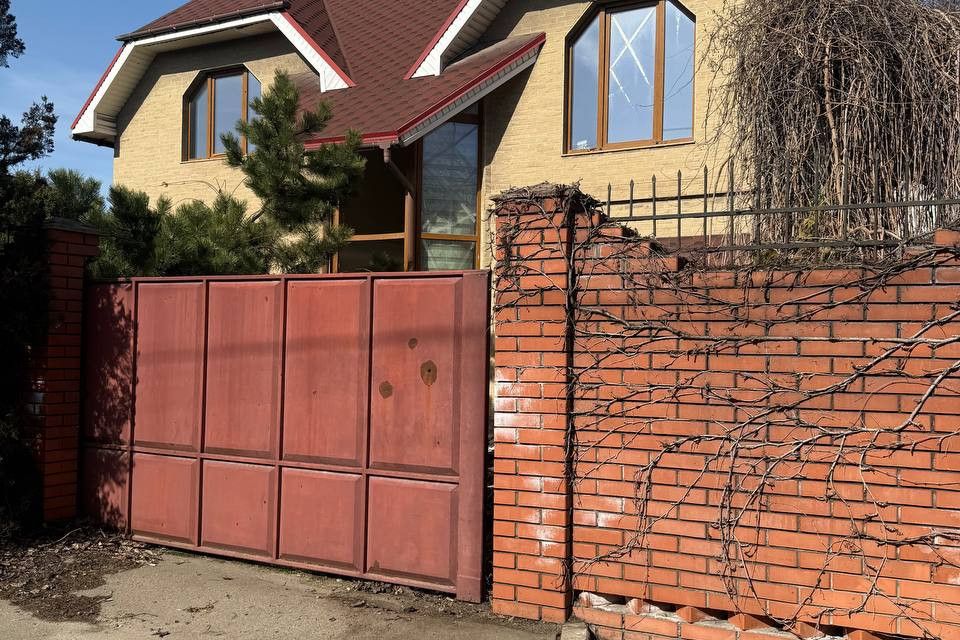 Продаётся 2-этажный дом, 184.4 м²