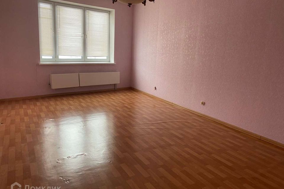 Продаётся 3-комнатная квартира, 116 м²