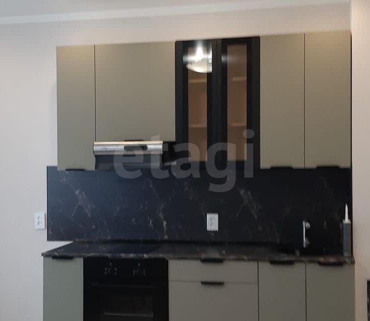 Сдаётся 1-комнатная квартира, 49 м²