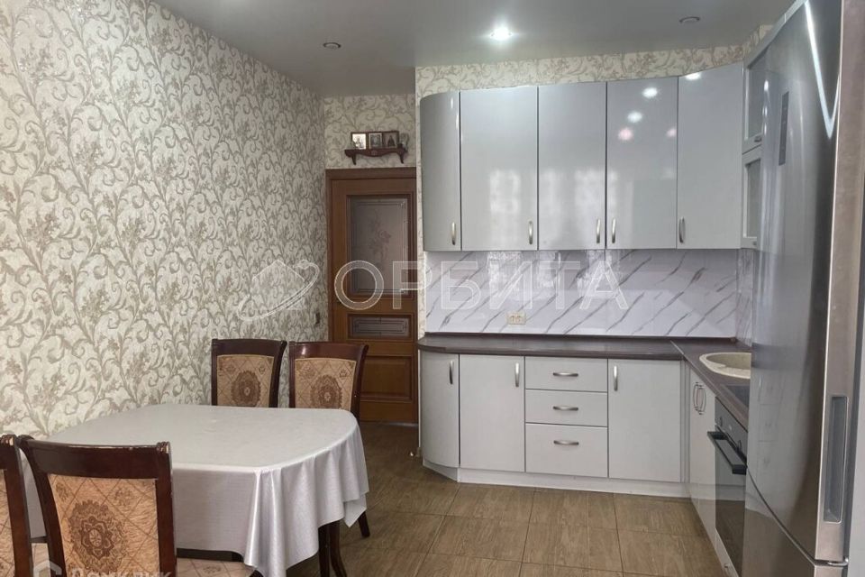 Продаётся 3-комнатная квартира, 76 м²