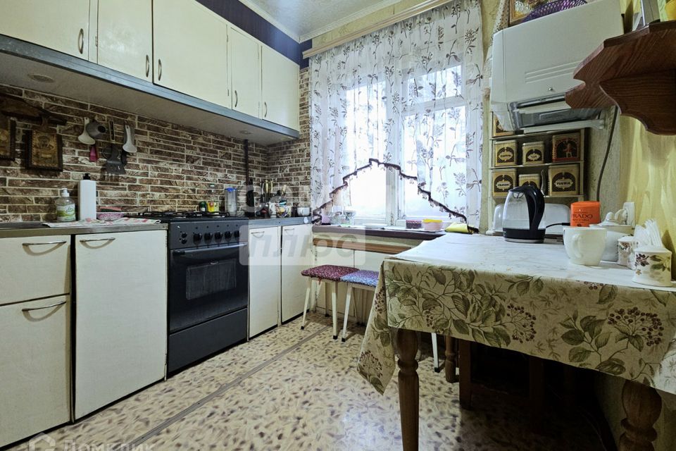 Продаётся 3-комнатная квартира, 59.7 м²