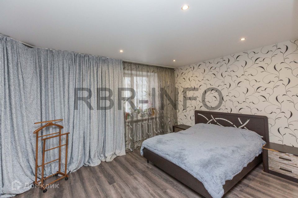 Продаётся 3-комнатная квартира, 107.8 м²