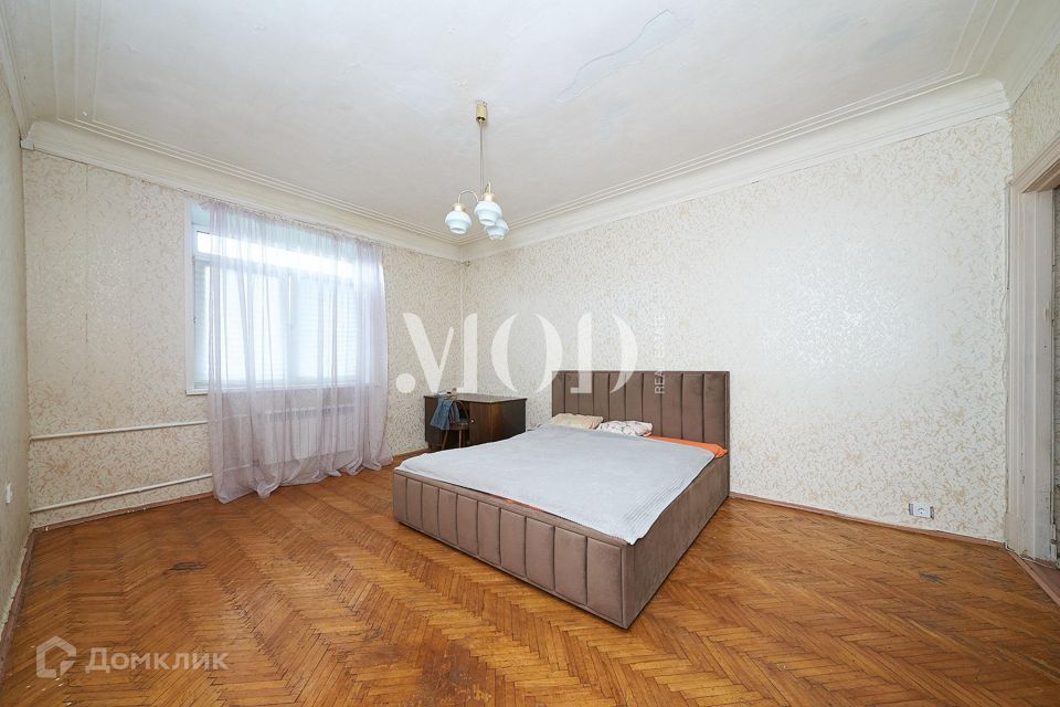 Продаётся 3-комнатная квартира, 100 м²