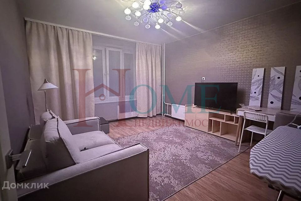 Сдаётся 2-комнатная квартира, 56 м²