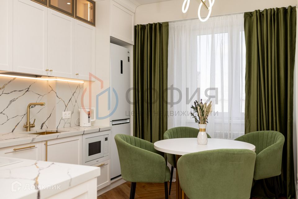 Продаётся 2-комнатная квартира, 69.6 м²
