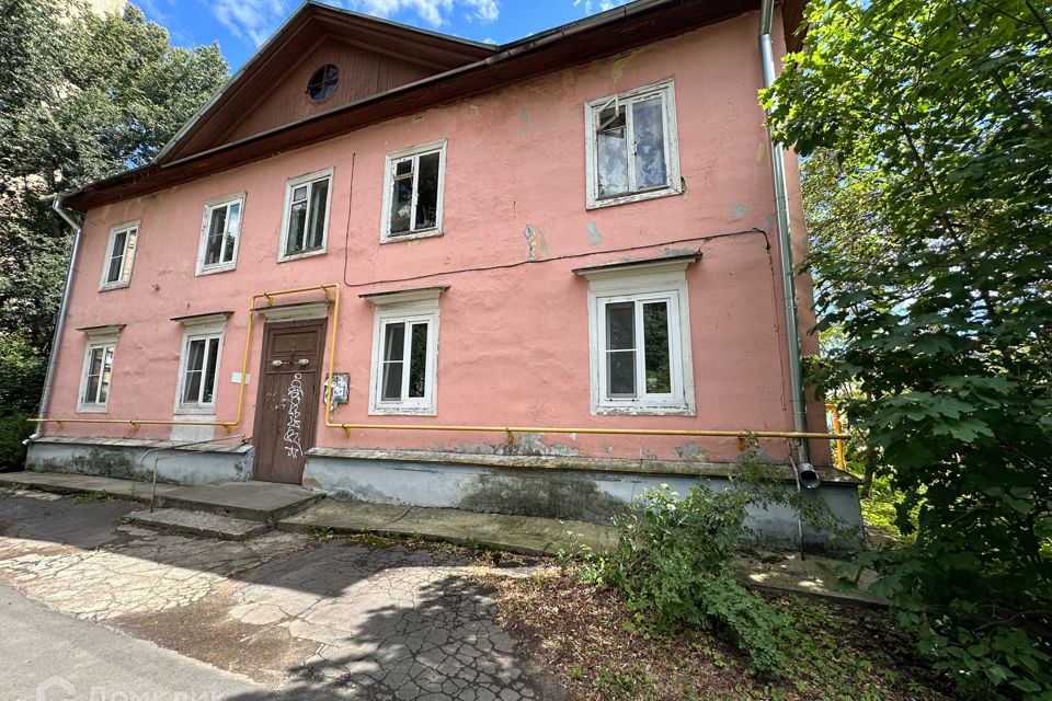 Продаётся 3-комнатная квартира, 52.8 м²