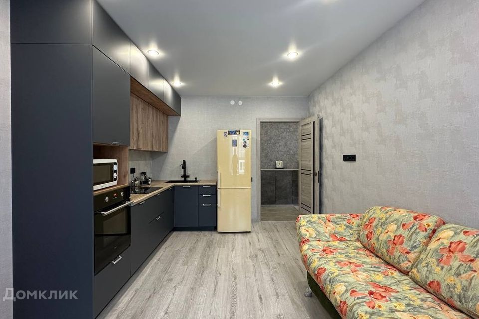Продаётся 2-комнатная квартира, 60.8 м²