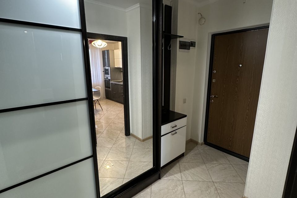 Сдаётся 2-комнатная квартира, 58 м²