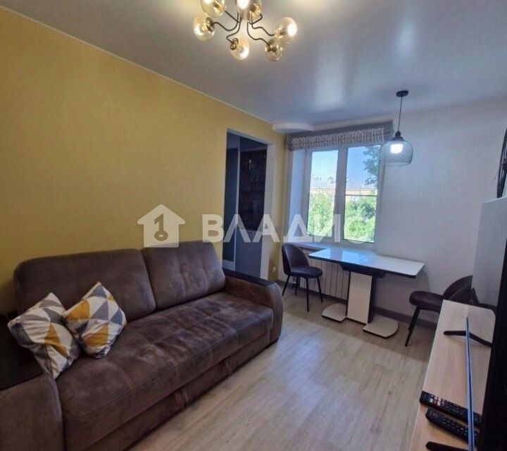 Продаётся 3-комнатная квартира, 56.2 м²