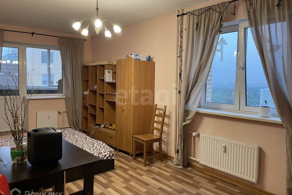 Продаётся 1-комнатная квартира, 42.1 м²