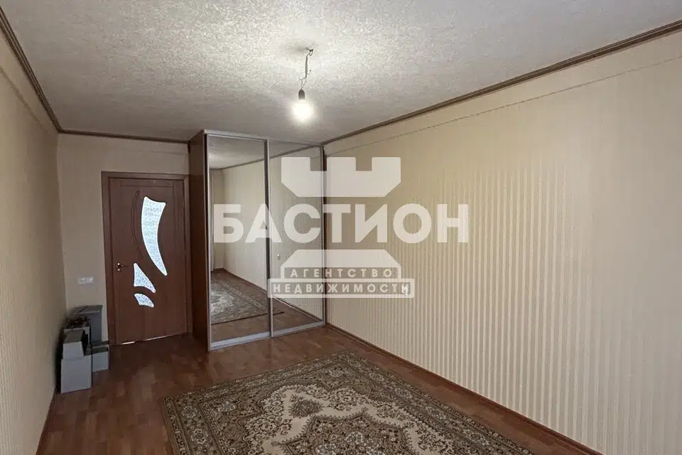 Продаётся 3-комнатная квартира, 65.4 м²