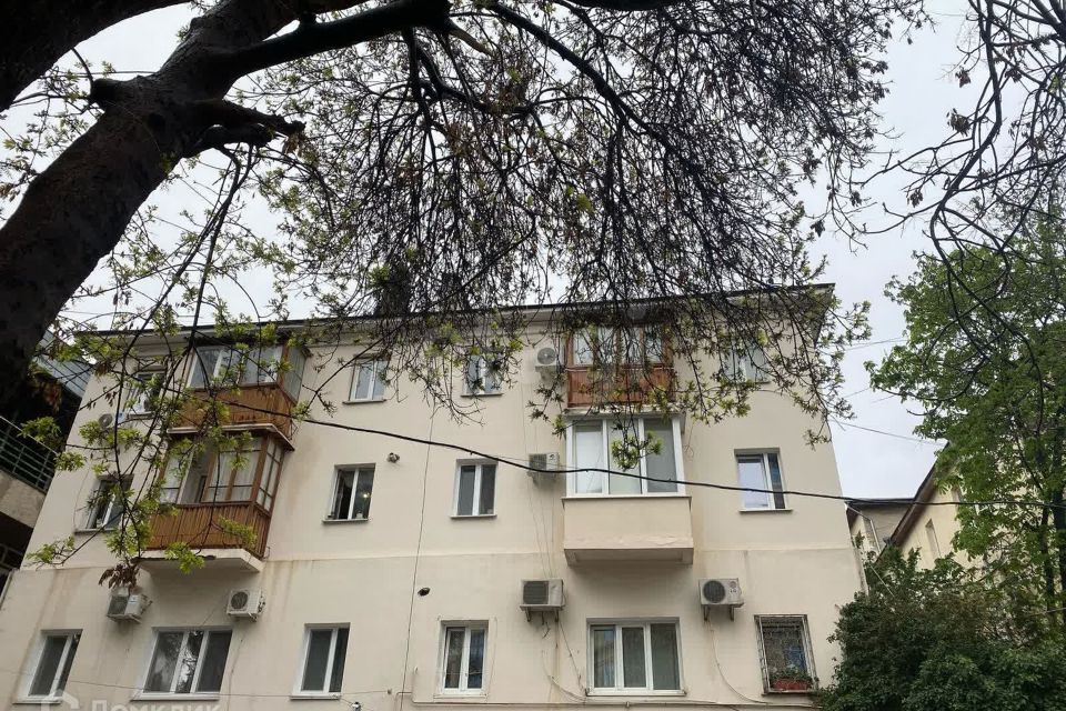 Продаётся 2-комнатная квартира, 43.2 м²