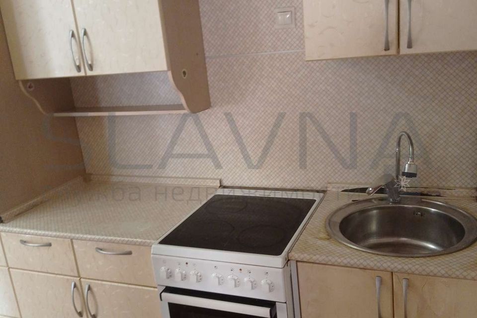 Продаётся комната в 3-комн. квартире, 38.1 м²