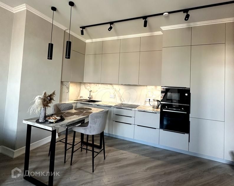 Продаётся 1-комнатная квартира, 43.8 м²