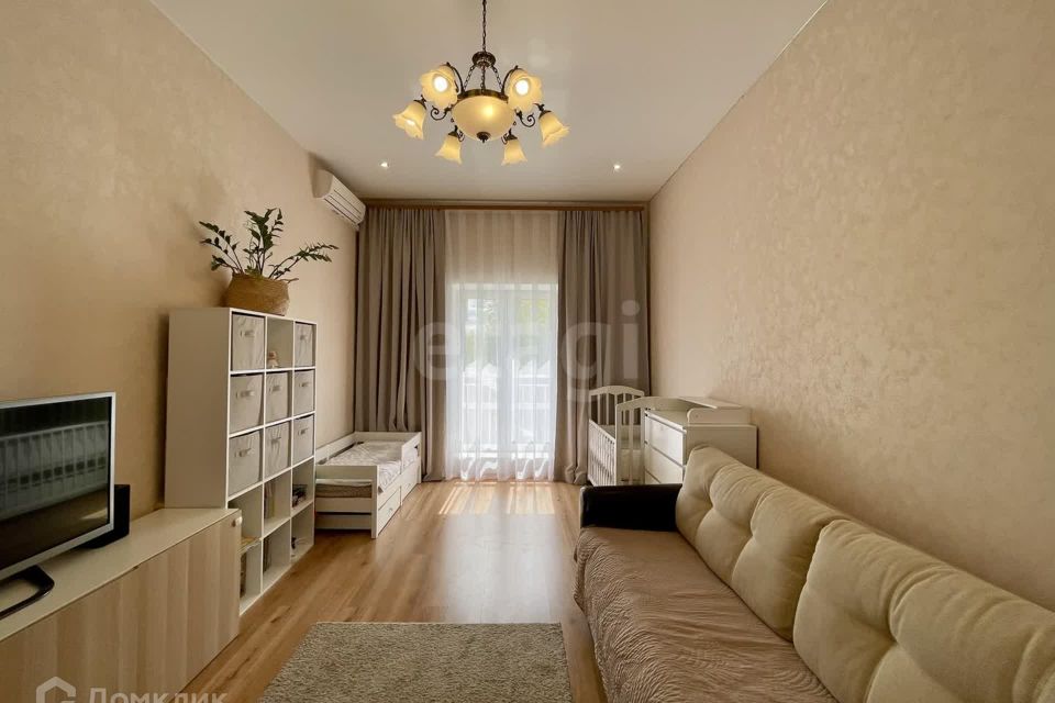 Продаётся 1-комнатная квартира, 37.5 м²