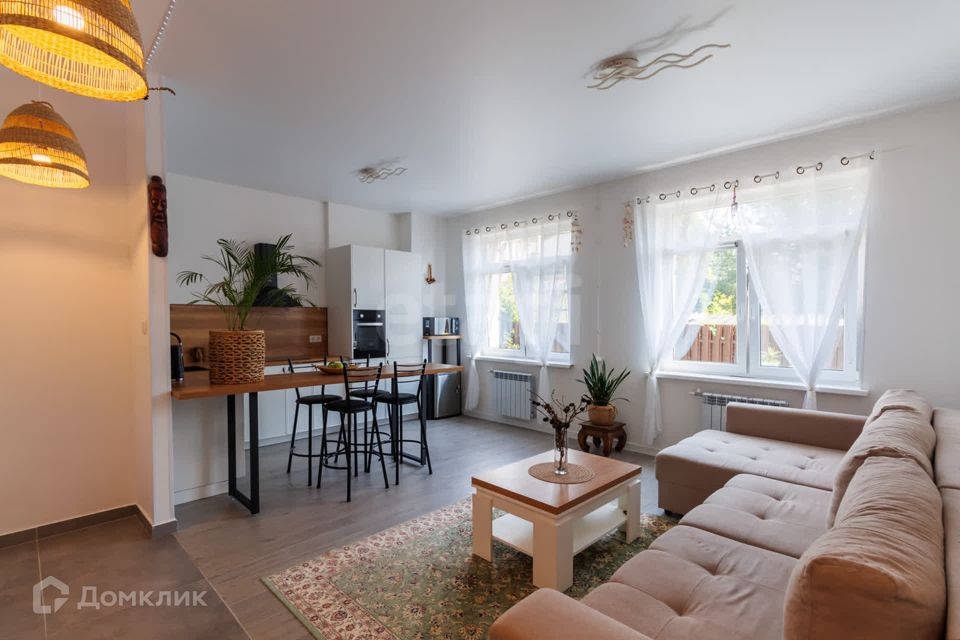 Продаётся 3-комнатная квартира, 64.9 м²