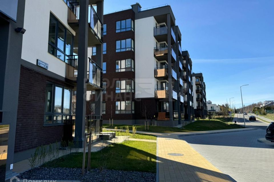 Продаётся 1-комнатная квартира, 42.1 м²