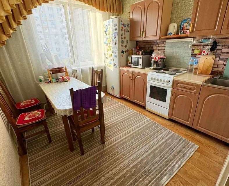 Продаётся 3-комнатная квартира, 62 м²