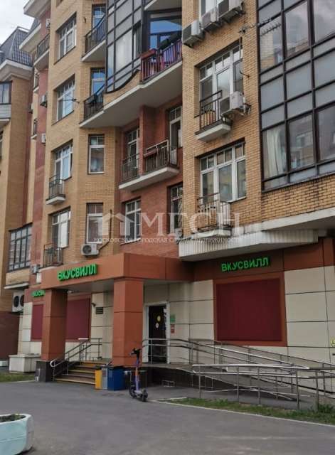 Продаётся 2-комнатная квартира, 65.8 м²