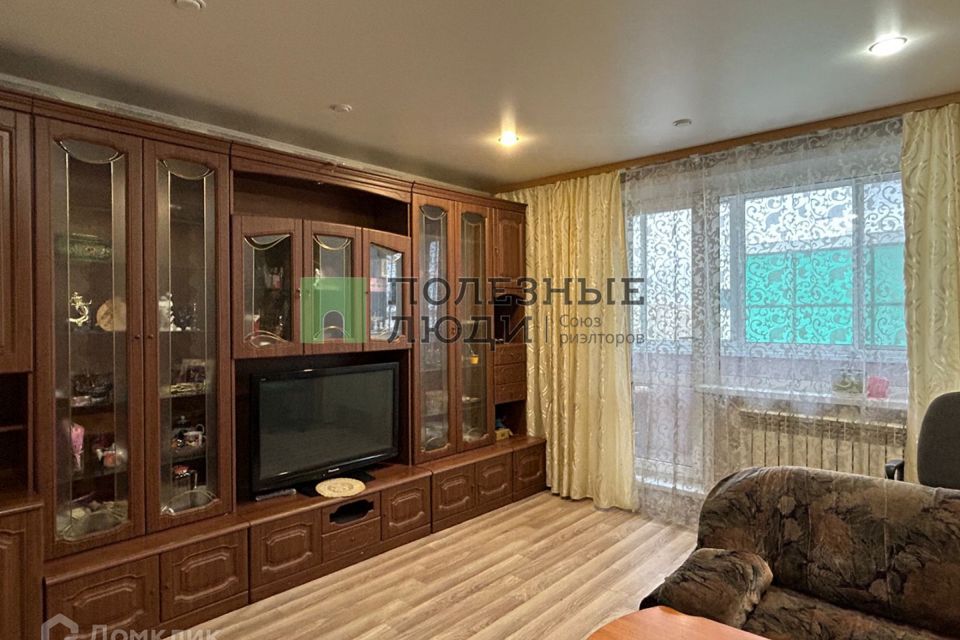 Продаётся 4-комнатная квартира, 80.6 м²