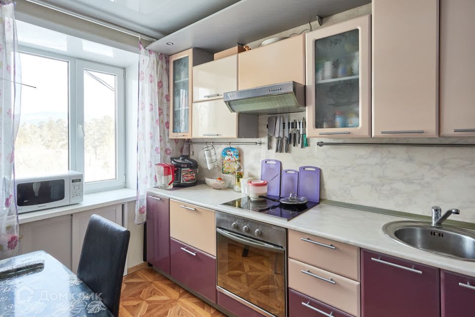 Продаётся 4-комнатная квартира, 73.5 м²