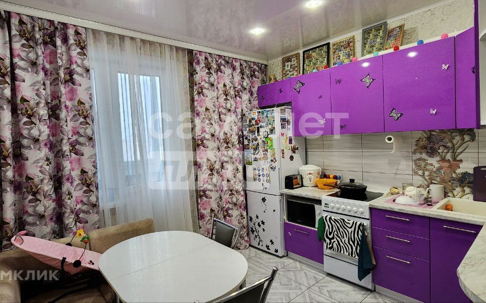 Продаётся 2-комнатная квартира, 60.2 м²