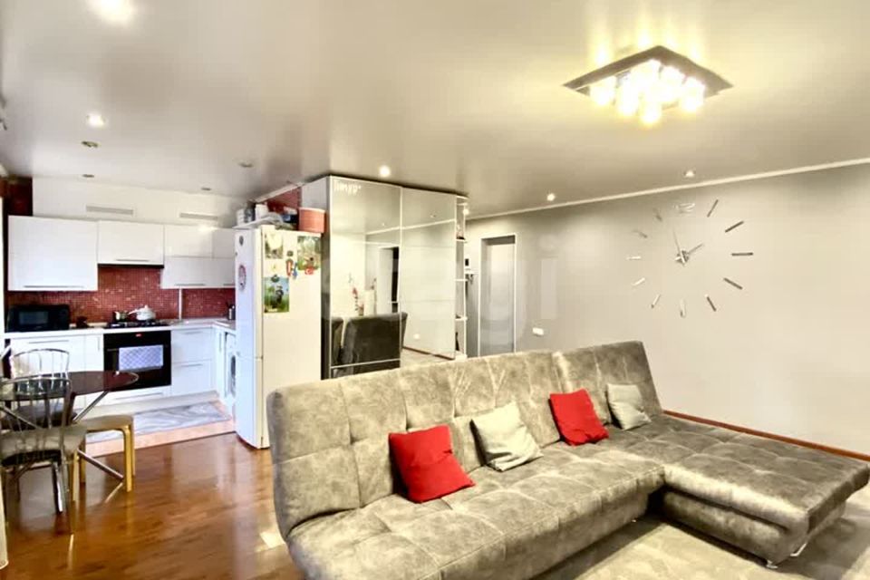 Продаётся 2-комнатная квартира, 54.6 м²