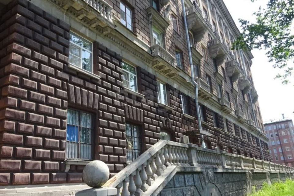 Продаётся 2-комнатная квартира, 52.7 м²