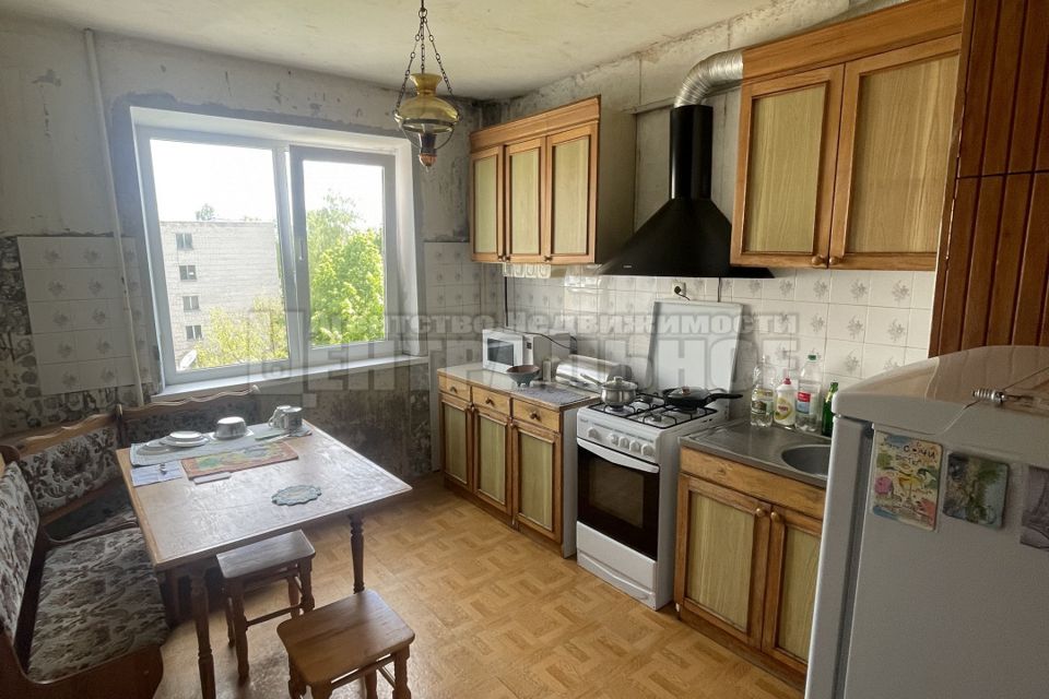 Продаётся 3-комнатная квартира, 63.2 м²