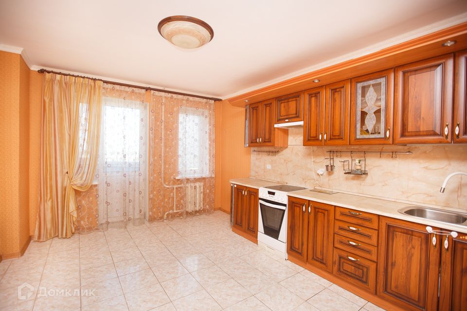 Продаётся 2-комнатная квартира, 71.2 м²