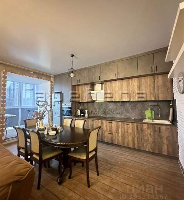 Сдаётся 3-комнатная квартира, 90 м²