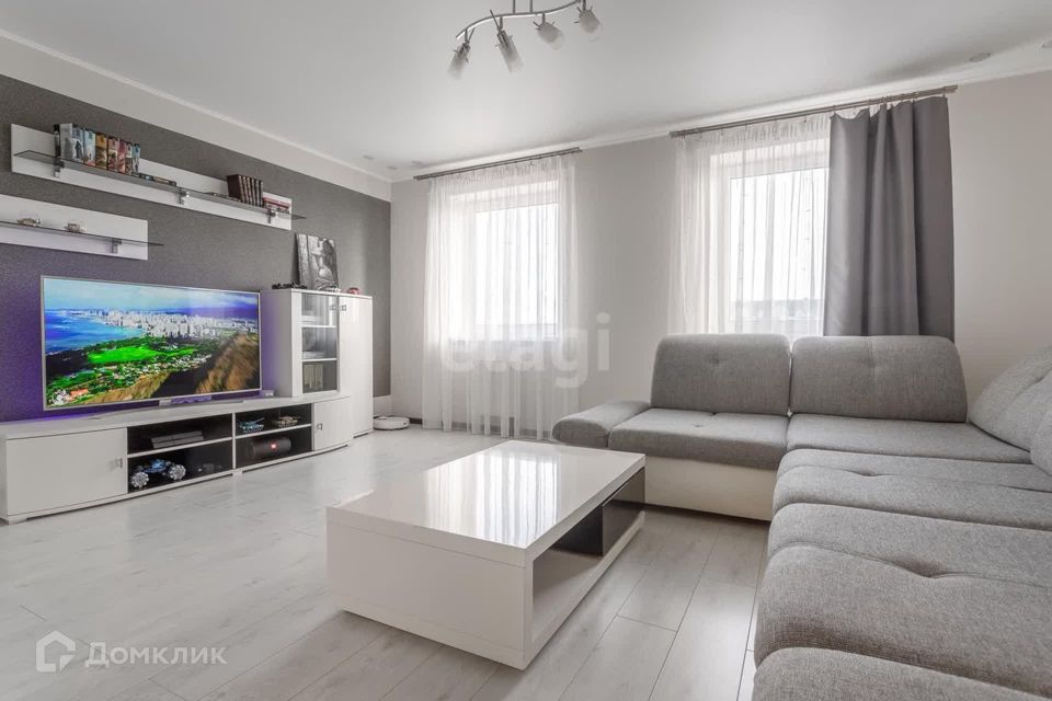 Продаётся 2-комнатная квартира, 67.2 м²