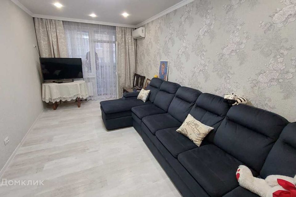 Продаётся 2-комнатная квартира, 63 м²