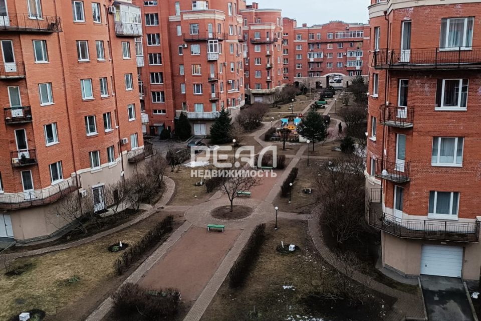 Продаётся 2-комнатная квартира, 82 м²