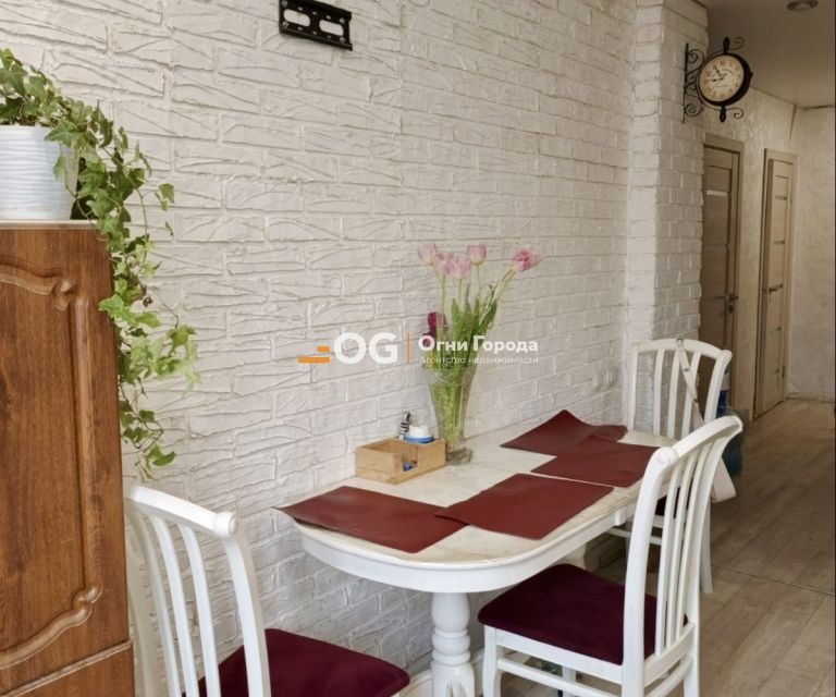 Продаётся 3-комнатная квартира, 54.8 м²