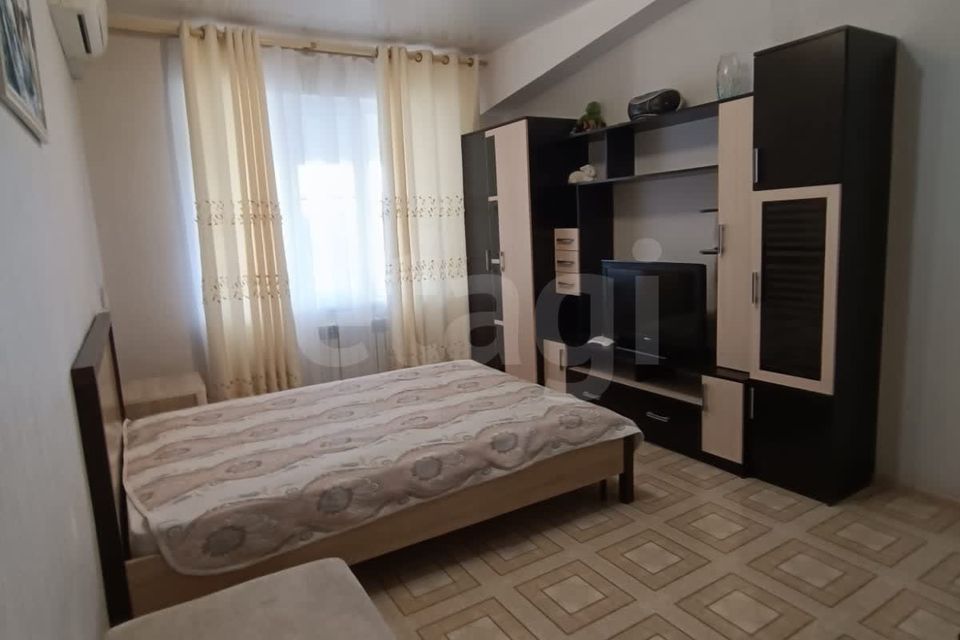 Продаётся 1-комнатная квартира, 38 м²