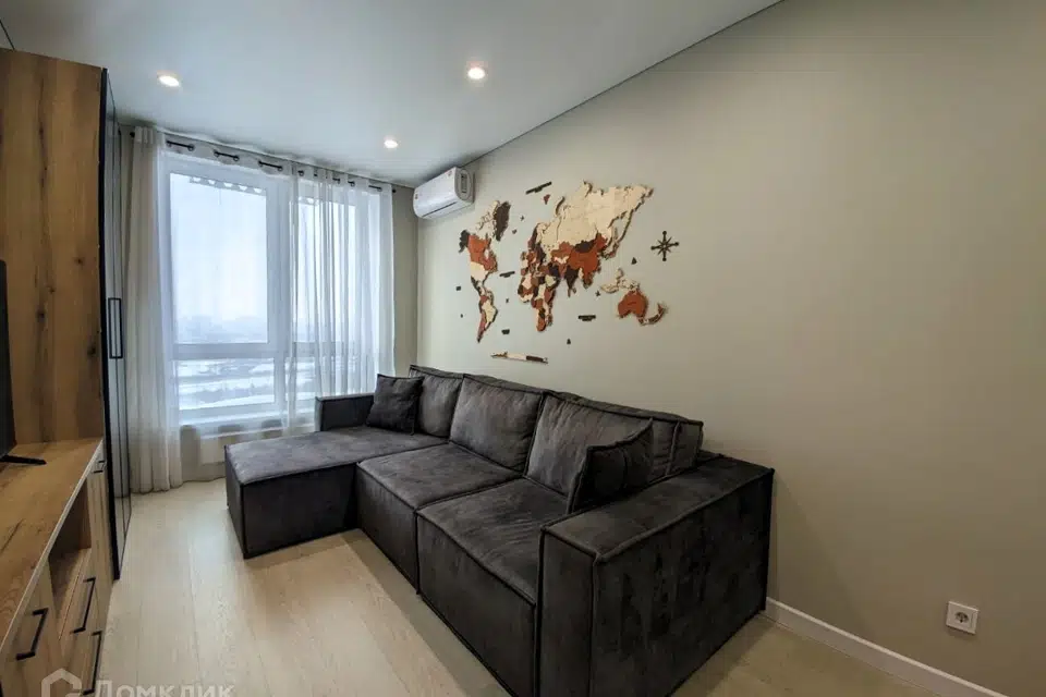 Продаётся 1-комнатная квартира, 43.7 м²