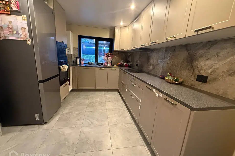 Продаётся 2-этажный дом, 120 м²